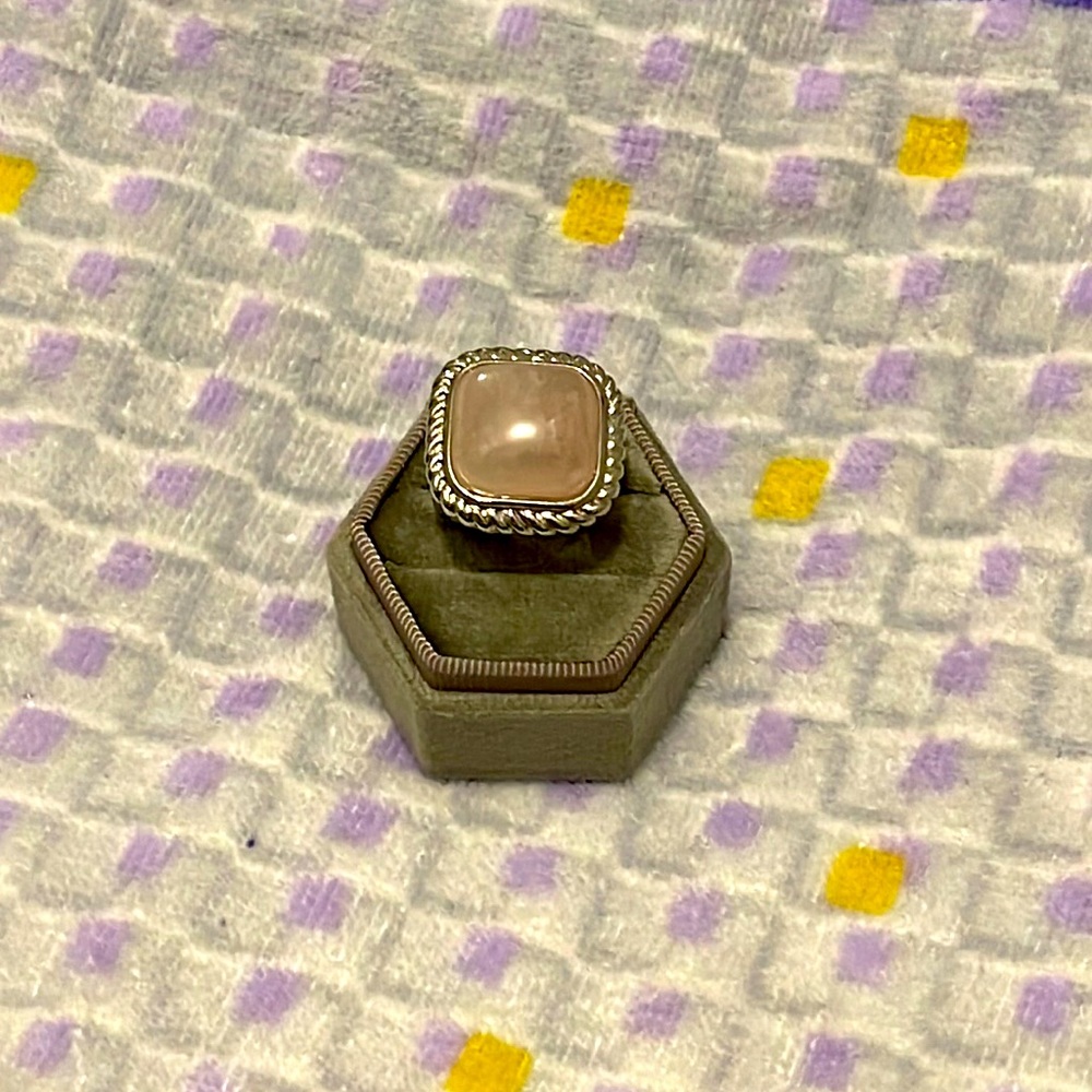 Fashion pink ring